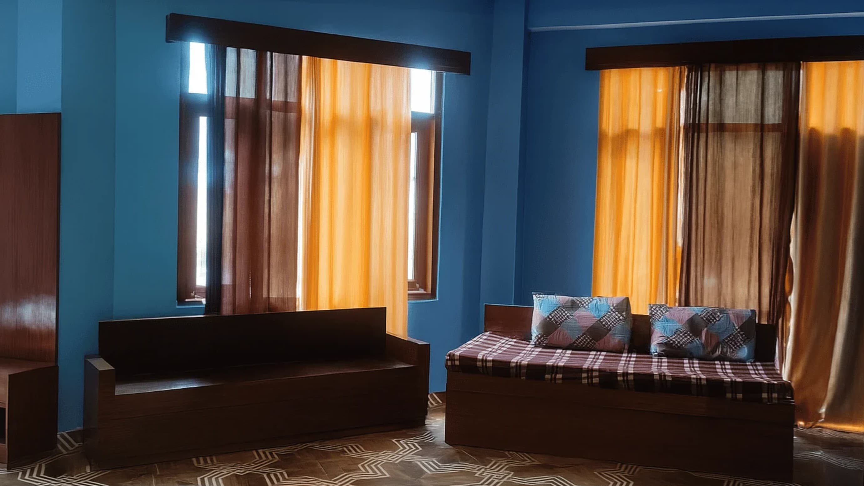 Hotel Tosh Regency, Tosh 3