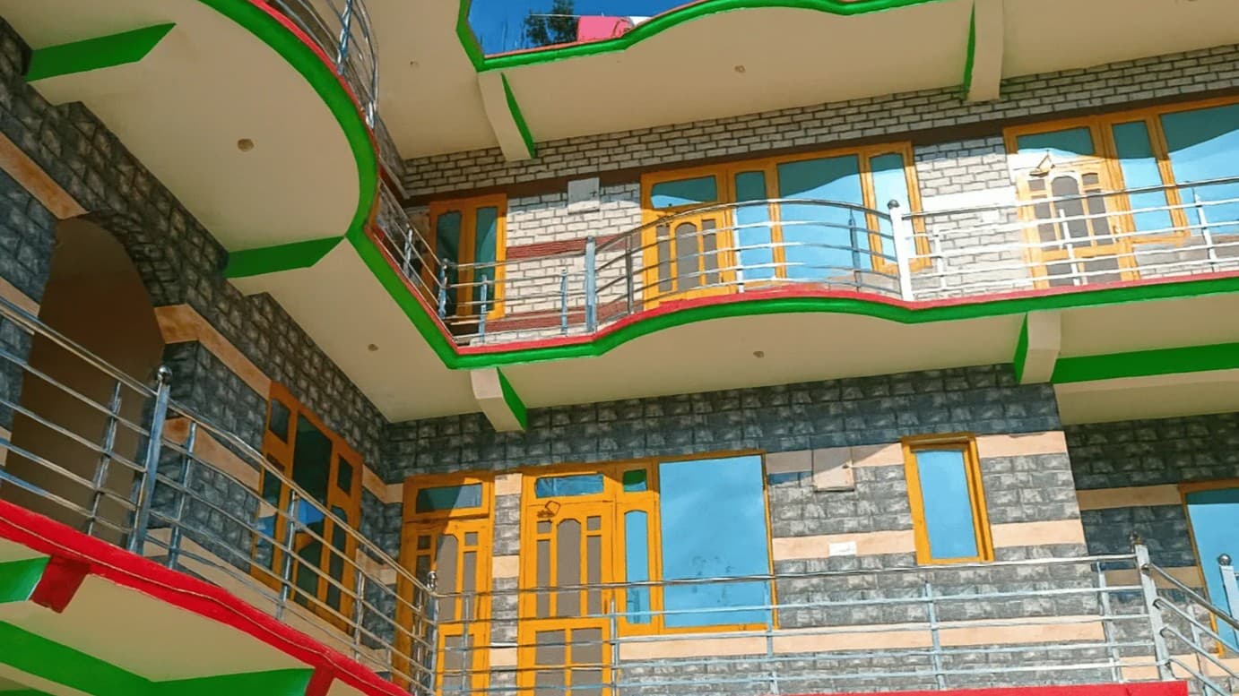 Hotel Rana Haveli, Bajaura