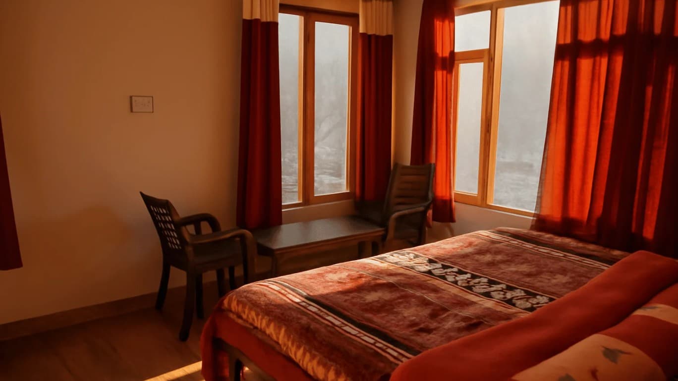 The Local Root Home's, Mansari 2