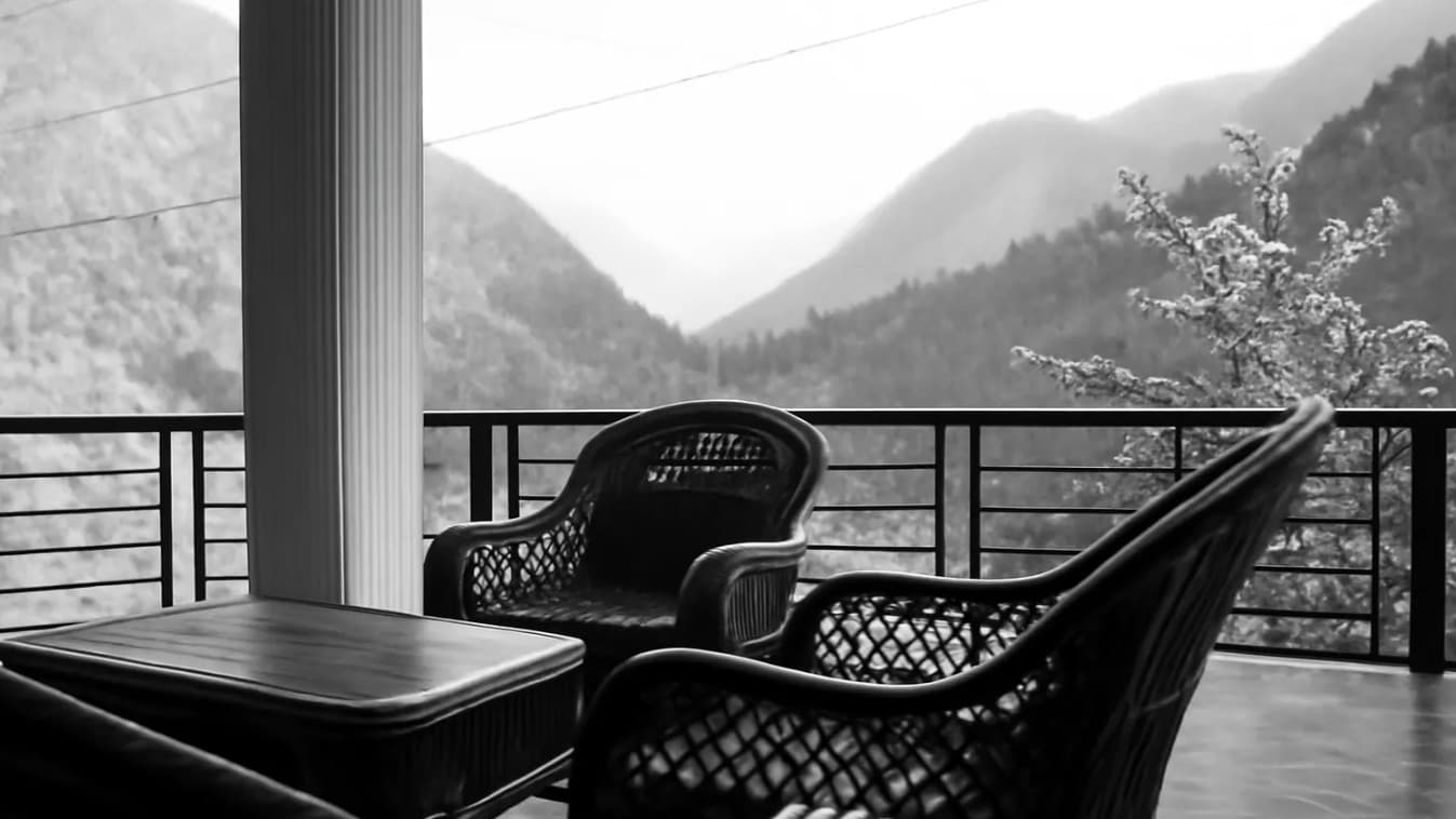 Shri Gangalok Hotel, Mando