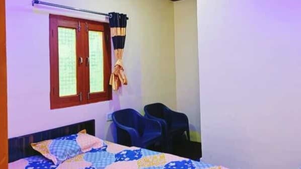 Riverside Resort, Sahiya