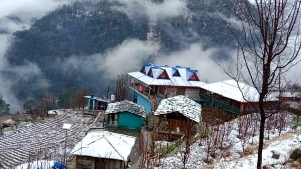 Tons Valley Homestay, Gaichwan